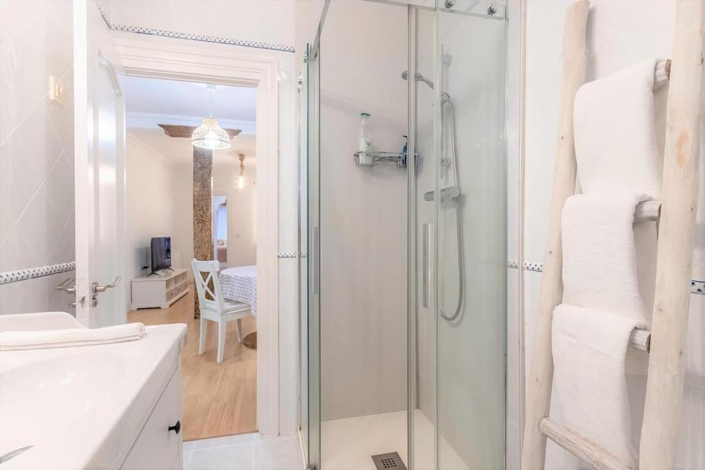 Apartamento Piso Diseno Deluxe Casco Viejo Entrada Autonoma Y Ascensor Bilbao Exterior foto